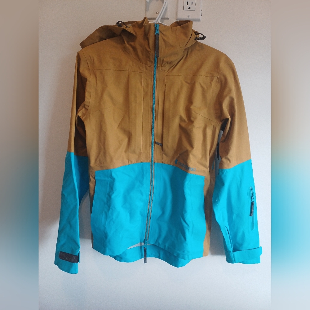 Cotopaxi Tan and Blue Hooded Rain Jacket XS